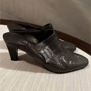Brighton Black Mules with Textured Finish
